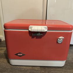 Retro-Style Coleman Metal Cooler