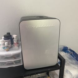 mini refrigerator 