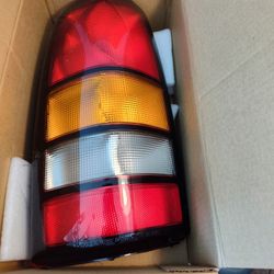 Tail Light Assembly  GMC sierra