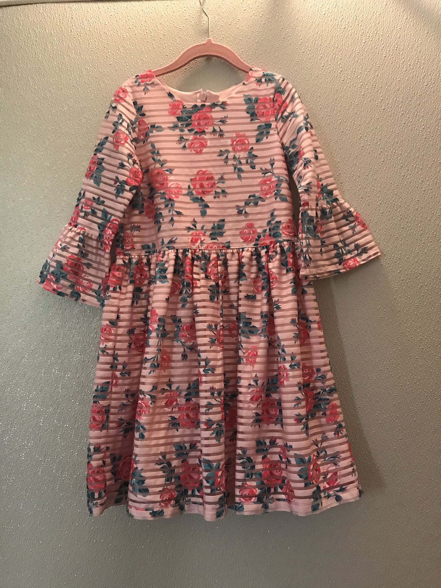 Beautiful flower dress girls size 8