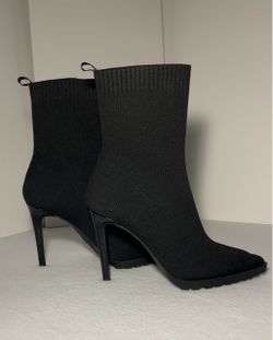 Mix No. 6 Women’s 7M Black Knit Stiletto Sock Booties Fall Transition
