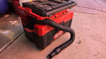 Milwaukee fuel vacuum