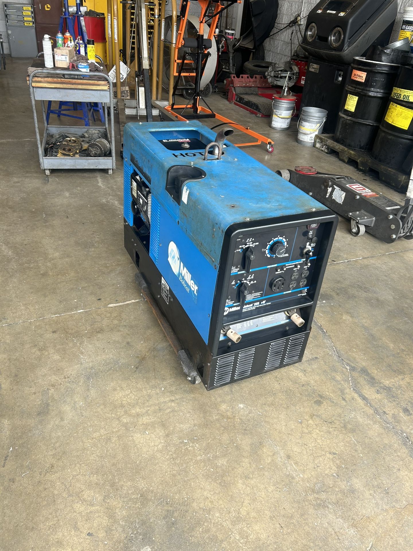Miller Bobcat 225