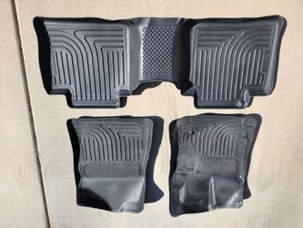 Toyota Venza floor liners