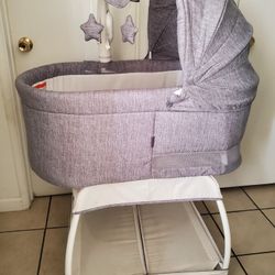 Free Gray Bassinet