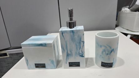 Avanti Blue Marble Bathroom Set - 3 Pieces, New with Tags