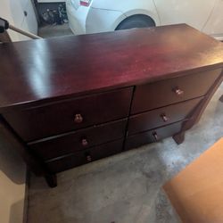 Real Wood, 6 Drawer Dresser