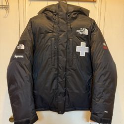SUPREME X THE NORTH FACE SUMMIT SERIES RESCUE BALTORO JACKET (SMALL)…