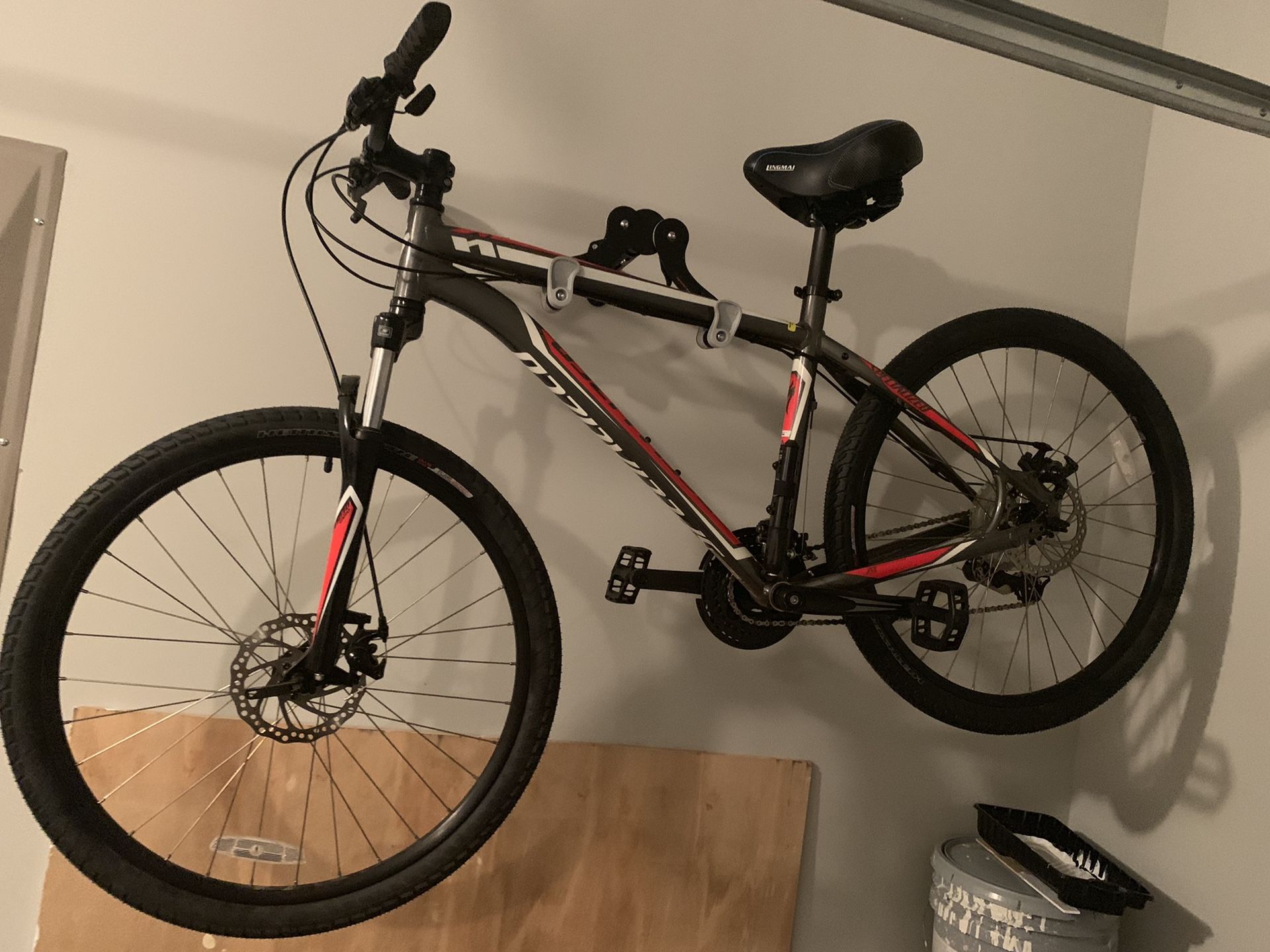 Specialized Mountain Bike