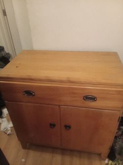 Dresser