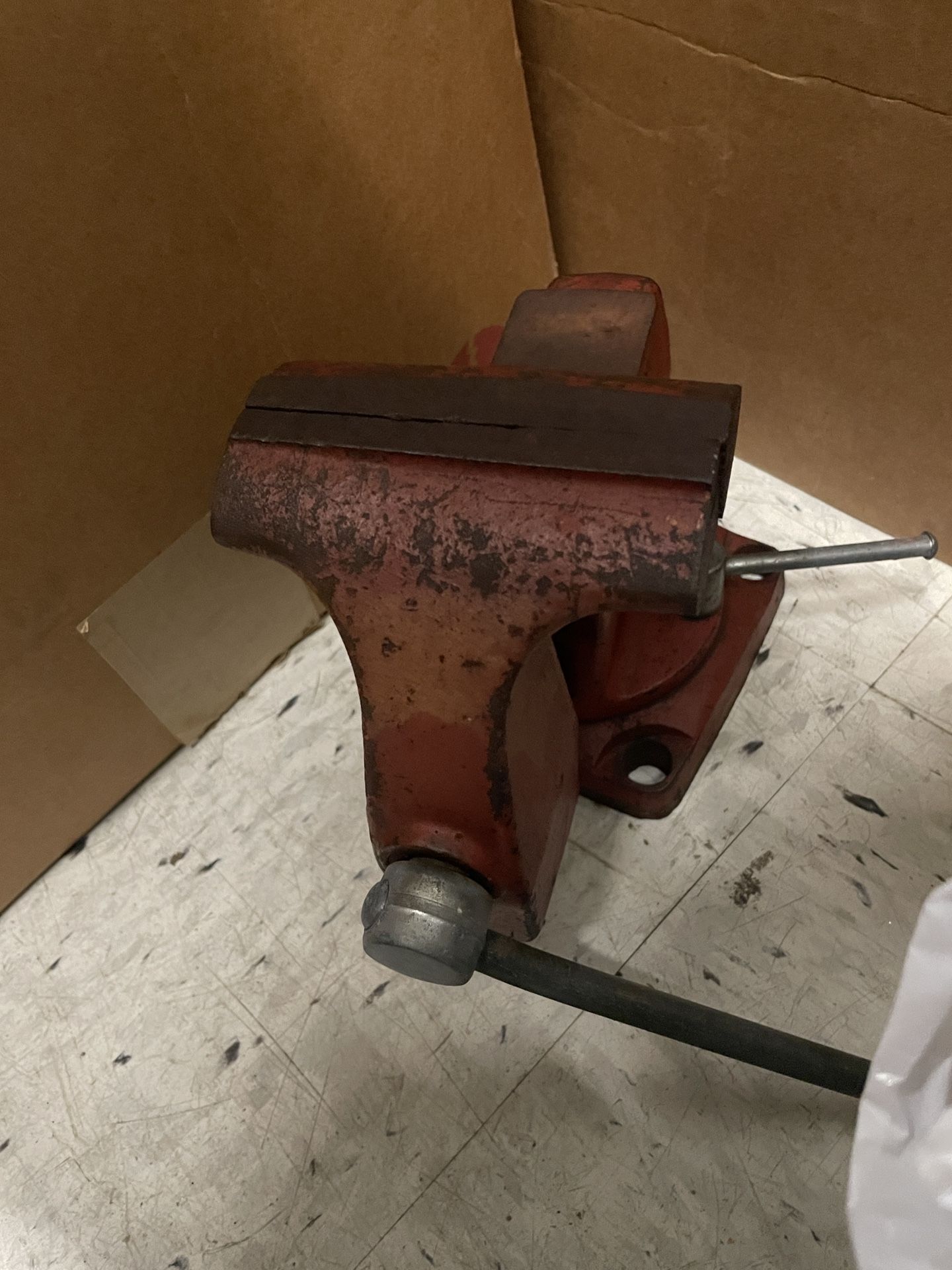 Broken Iron Vice