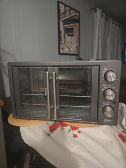 Oster Extra-Large 42L French Door Countertop Toaster Oven