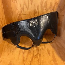 Cleto Reyes Professional Boxing Groin Protector Black Medium