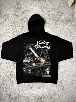 Vale Forever”Dreams City Chaos Hoodie”🫯🖤|Size M📲|BNWT🏷️🏷️