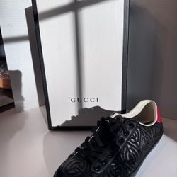 Gucci Ace G Rhombus Sneakers in black For Men 