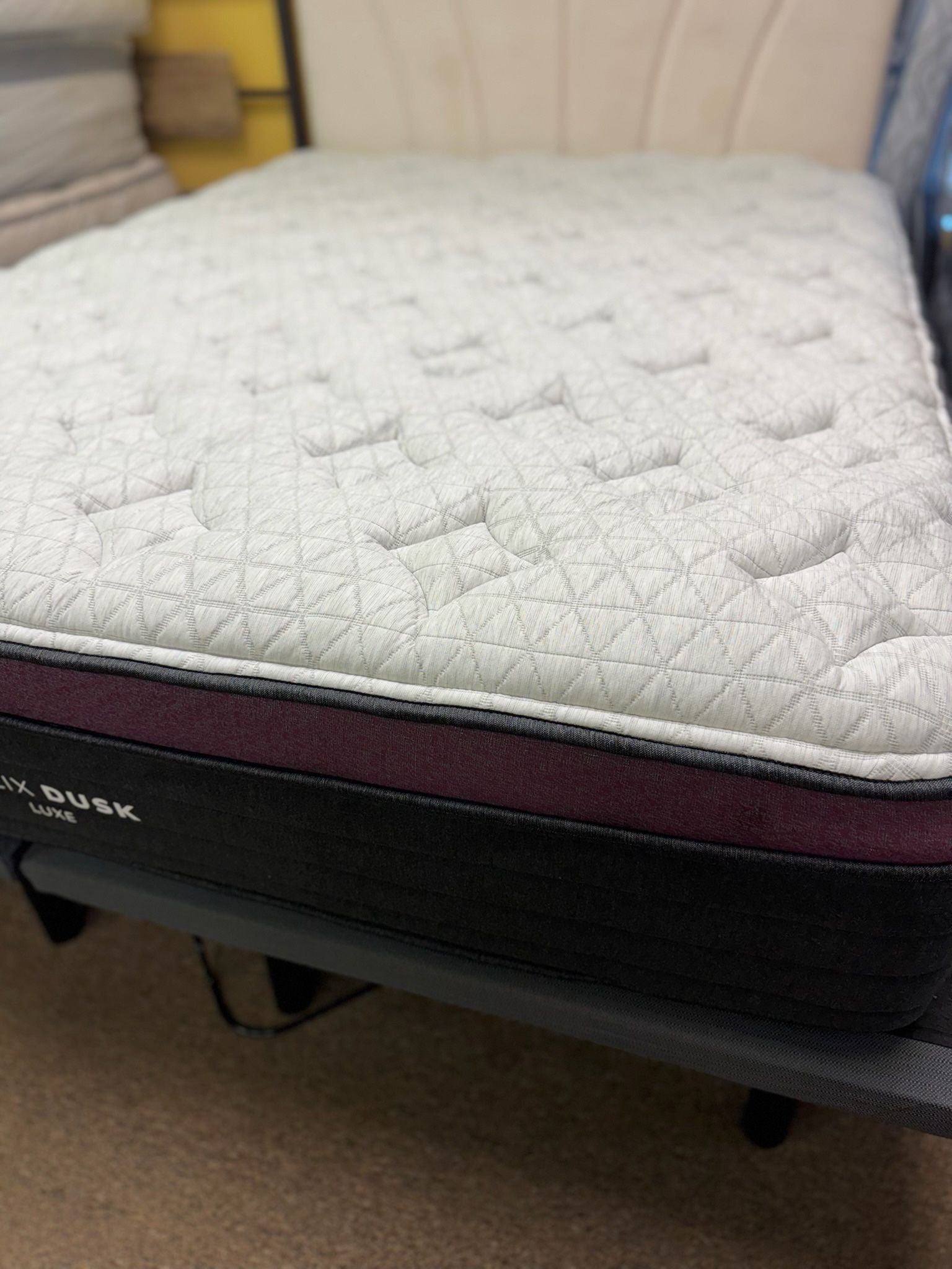 Helix Luxe Dusk Queen Mattress