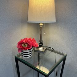 2 Lamp Tables 