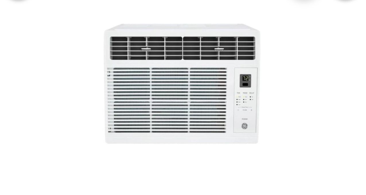 Good Almost New AC Working Great Cheap