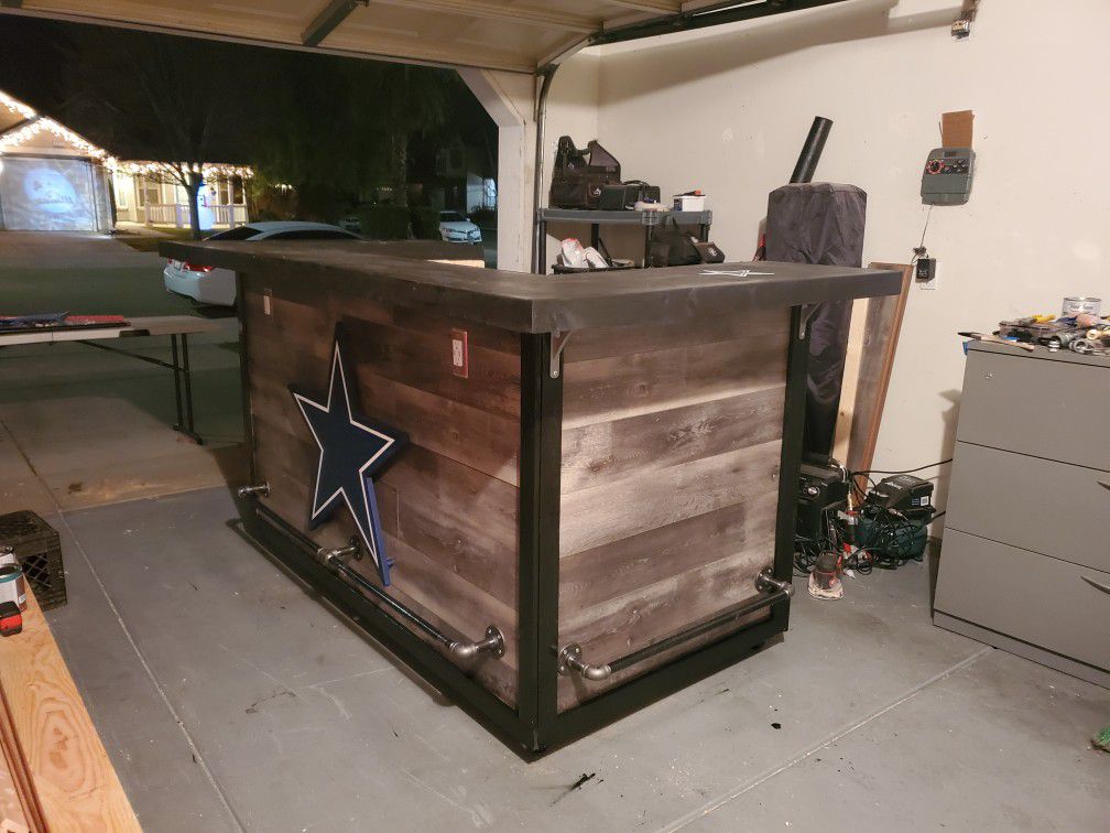 Custom Made Dallas Cowboys Bar
