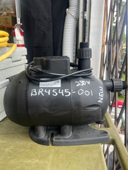 BR4545-001 Never Installed Headhunter Mach 5 Fresh Water Pump 230V