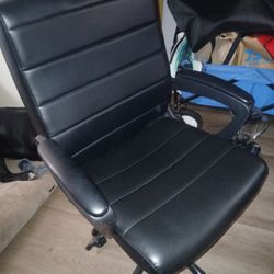 Rolling Chair$30firm