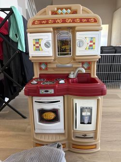 Kids kitchen set