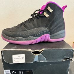 Air Jordan 12 Retro GG Hyper Violet Youth 7