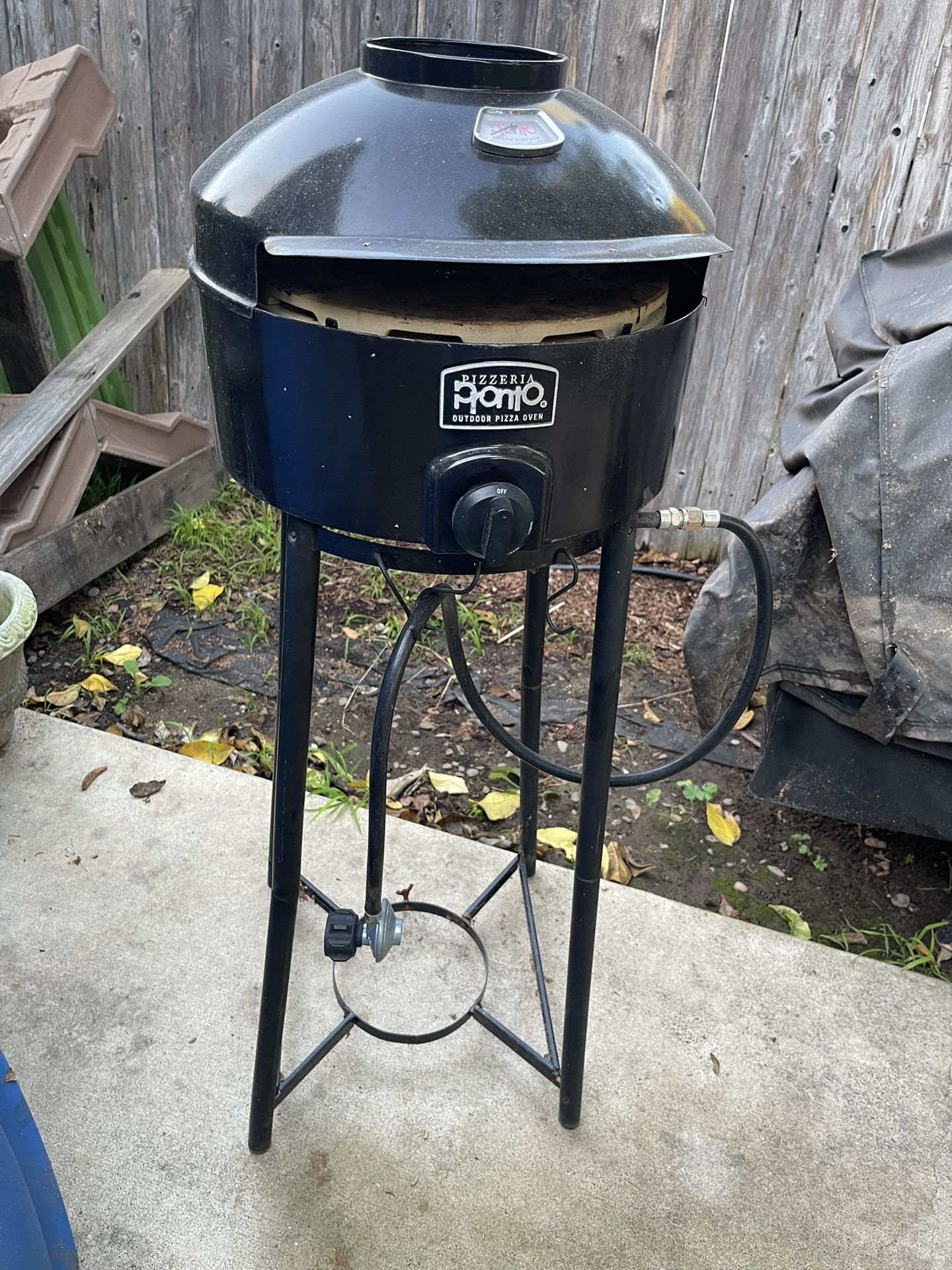 Pizzacraft Pizzeria Pronto Outdoor Pizza Oven With Stand All sales are AS-IS, WHERE-IS Todas las ventas son en el estado en que se encuentran. First