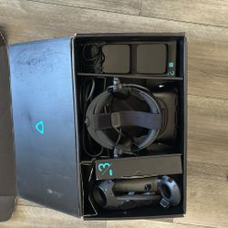 Send Offers Vive Vr Set Complete With Cameras 