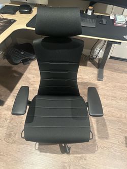 Herman miller Logitech embody gaming chair