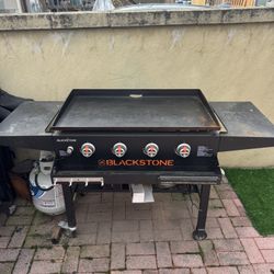 Blackstone 36” Griddle 4 Burner w/ Lid & Cover – Clean & Ready to Cook 