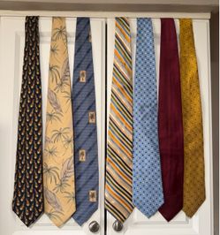 Tommy Hilfiger Men’s Neckties Vintage Preppy Silk Look Tie Lot
