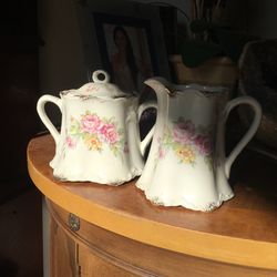 Coffee Creamer And Sugar Holder Set