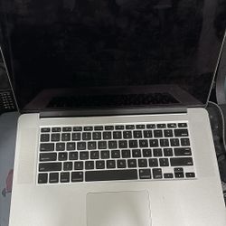 Macbook Pro 15" 16GB RAM 256GB 