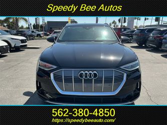 2022 Audi e-tron quattro Premium