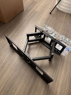 Best Buy Essentials Full Motion TV Wall Mount 47-84”