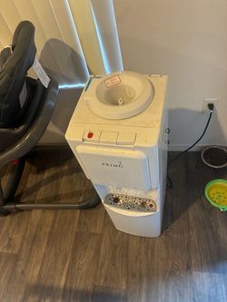 Primo water dispenser