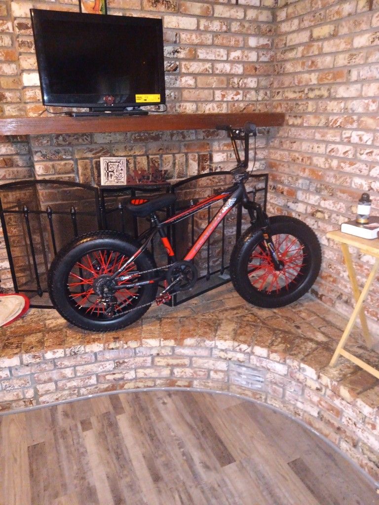 Fat Boy Big Tire 