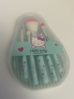 Hello Kitty Makeup Brushes