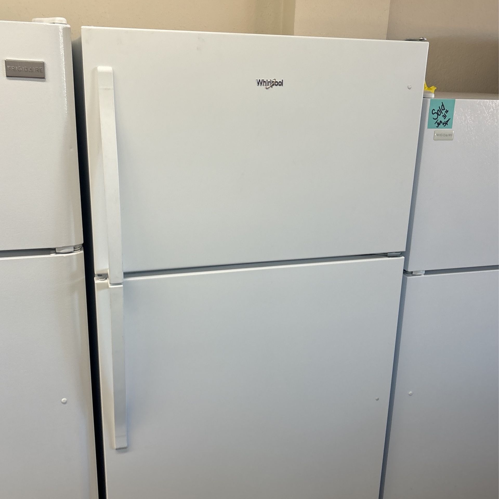 NEW WHIRLPOOL TOP MOUNT WHITE REFRIGERATOR