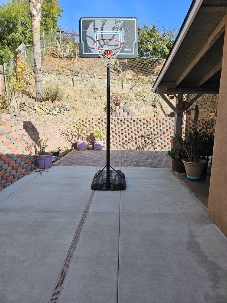 Basketball Hoop