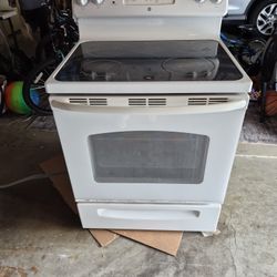 Stove and dishwasher
