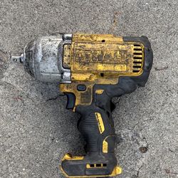 Used Dewalt  1/2” Impact Wrench  20v Needs Help Was Working No Battery As Is $110 Firm  