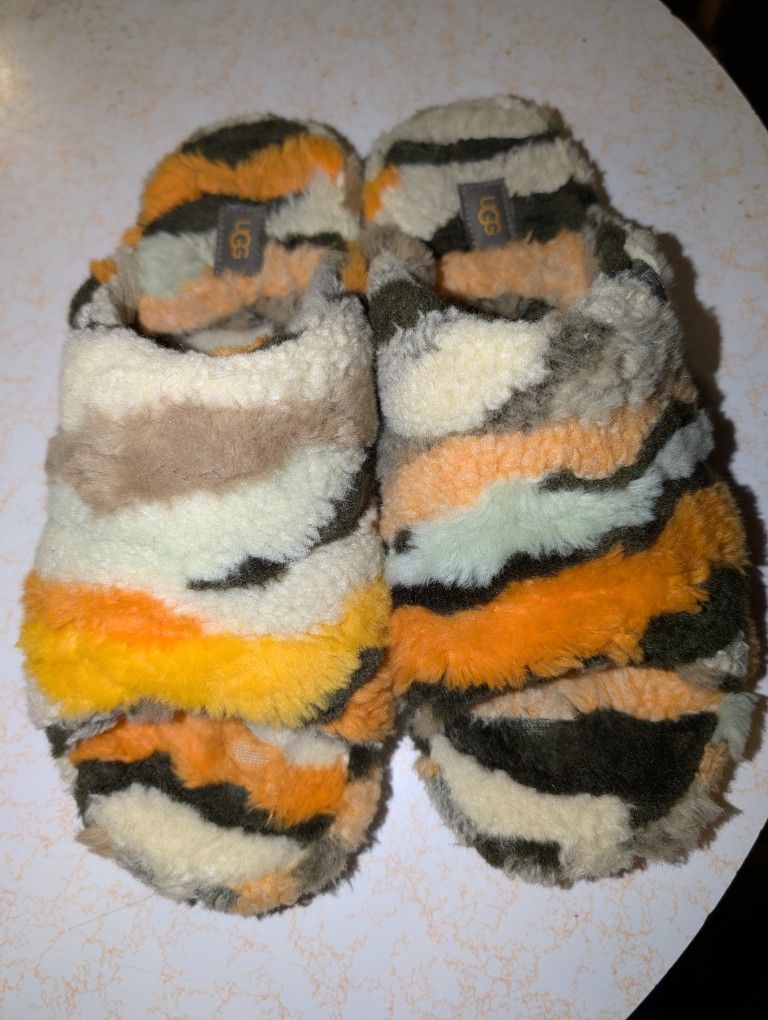 UGG Fluff Cali Collage Men's Size 13