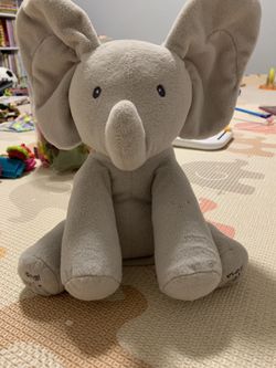 Music Elephant — an adorable singing animated plush
