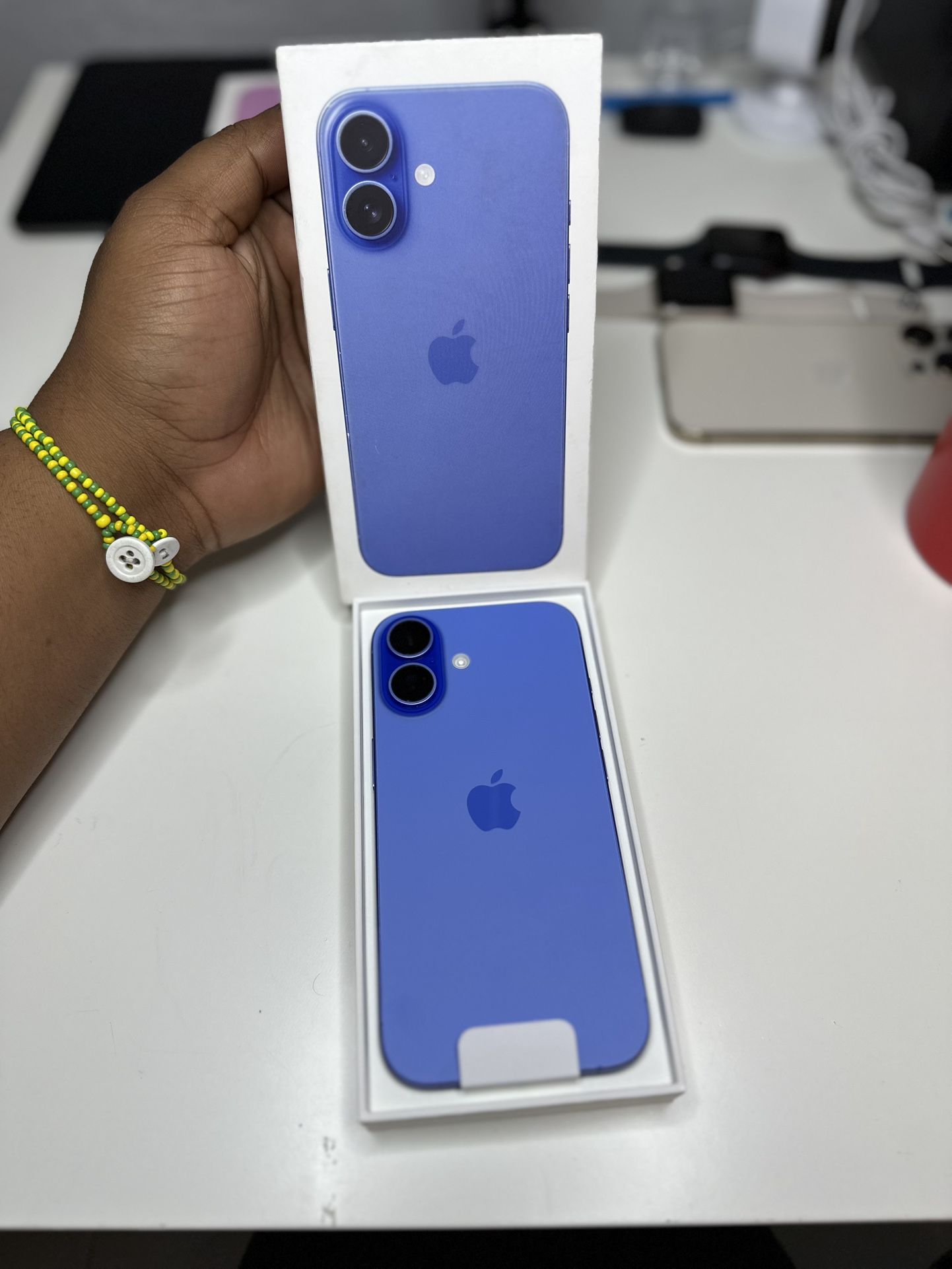 iPhone 16 128GB ☔️🪁