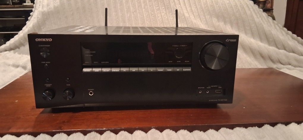 Onkyo TX-NR7100