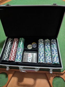 Travel poker chips and cards