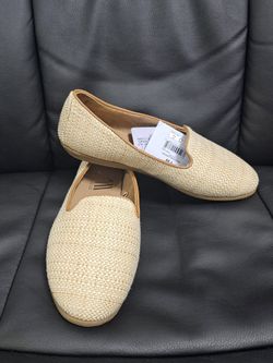 Aerosoles Women's Raffia Comfort Loafer, Wide Width size 7W