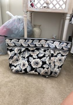 Vera bradley weekend bag. Excellent condition